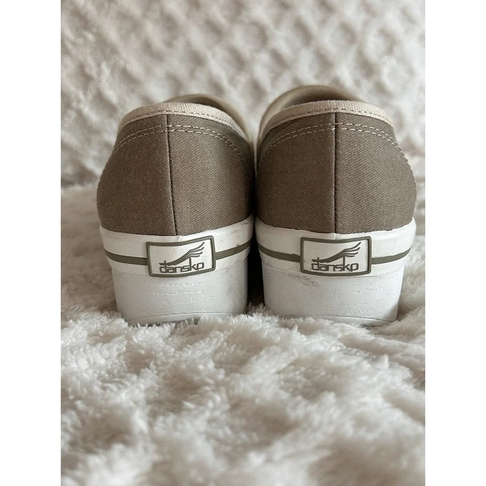Dansko Women's Volley Flat Canvas Top Rubber White Some Euro Size 37 US 6.5/7
